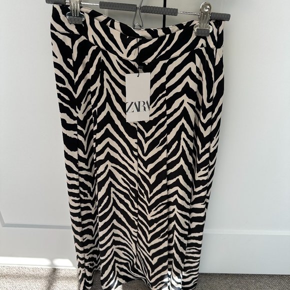 NWT Zara Animal Print Midi Skirt - Picture 2 of 10